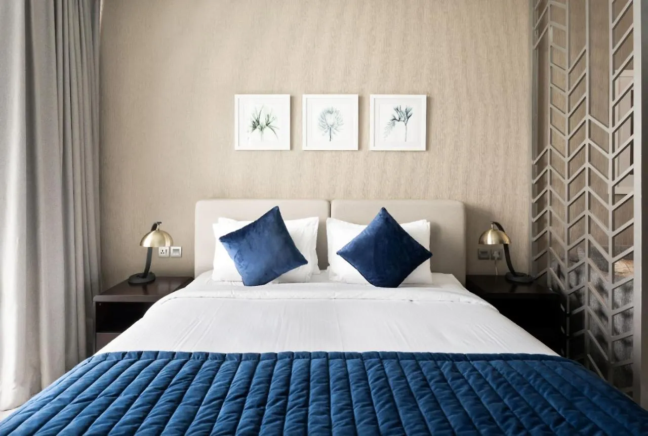 Modern Elegance Canal Views Studio At Prive 1102A Dubai Apartment